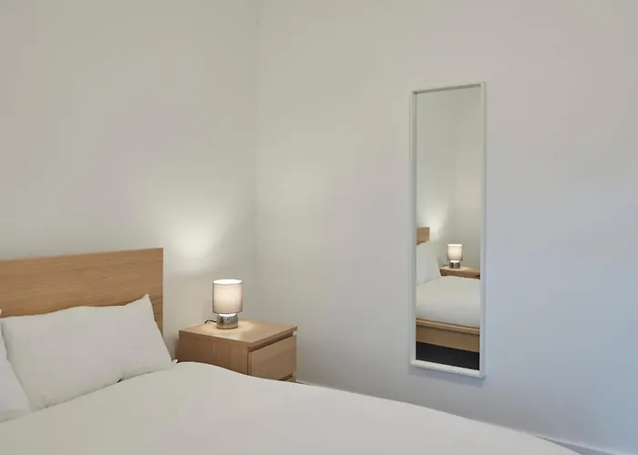 Zetland House 4 Loftus